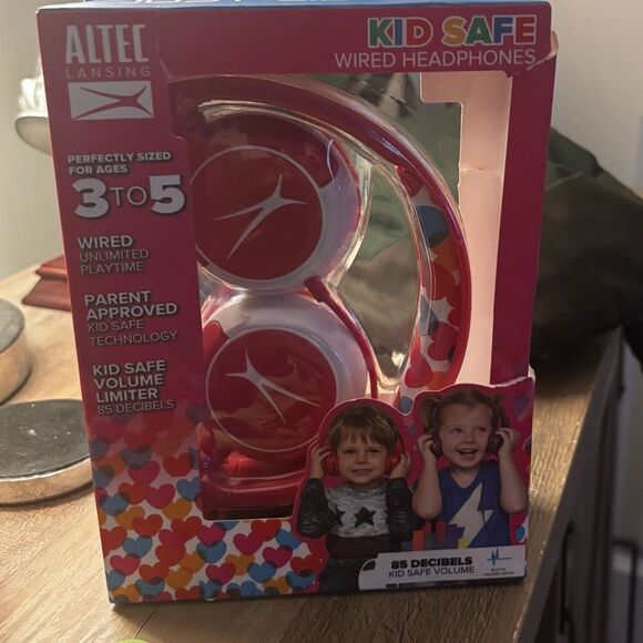 Colorful Pink Headphones - Picture 2 of 6